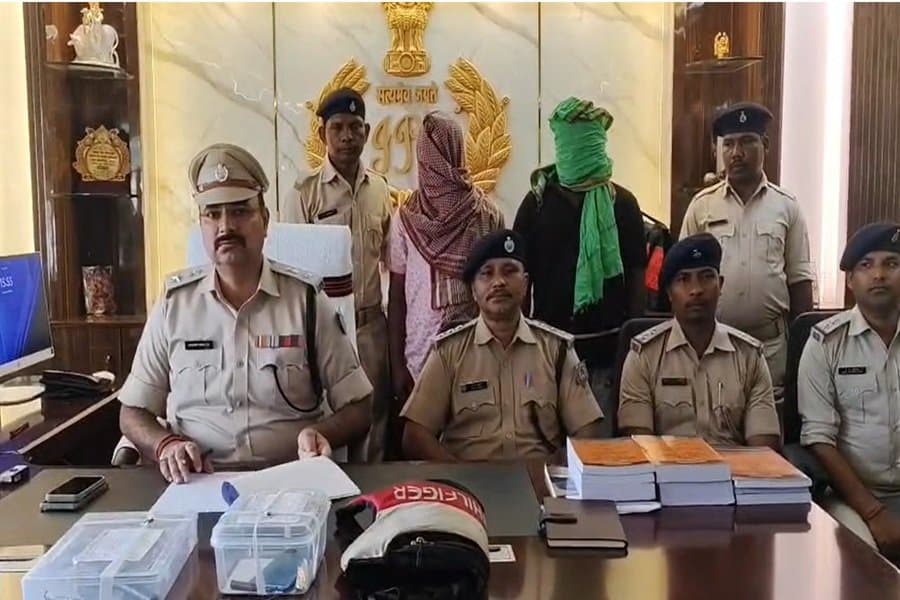 राशन दुकान लूटकांड में 10 साल पहले जेल जा चुके एतवारी हेम्ब्रम की संलिप्तता, 2 गिरफ्तार