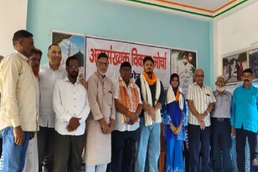 मुंगेर की फैजा ने NEET, मुजफ्फर ने PG NEET में लहराया परचम; एक परिवार में 4 डॉक्टर
